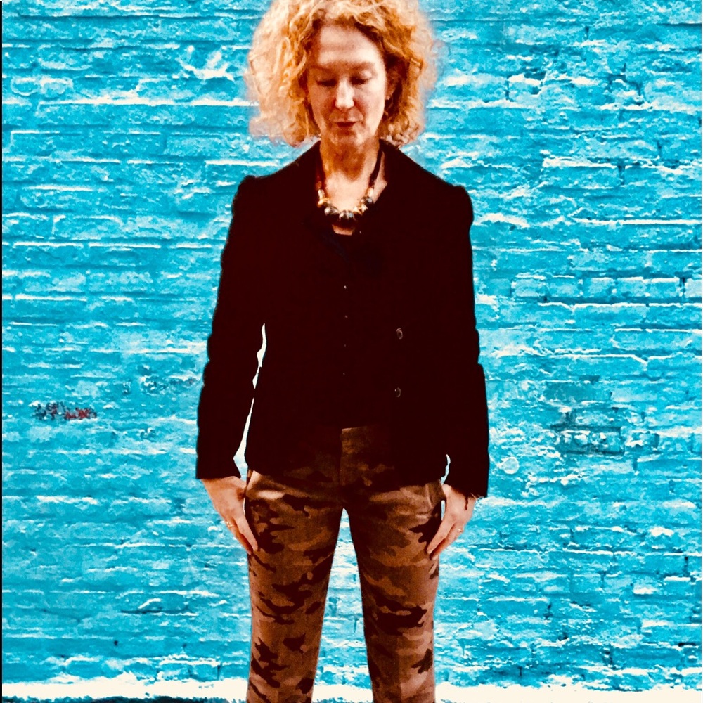 Meet your Posher, Carrie